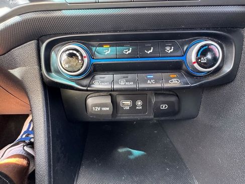 Used 2019 Hyundai Veloster 2.0 FWD image 19