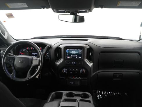Used 2022 Chevrolet Silverado 1500 Custom Trail Boss AWD/4WD image 14