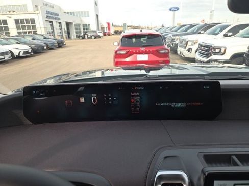 New 2025 Ford Expedition Max Platinum w/ Platinum Ultimate Package image 16