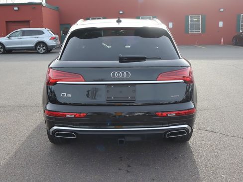 Used 2022 Audi Q5 2.0T Premium w/ Convenience Package image 6