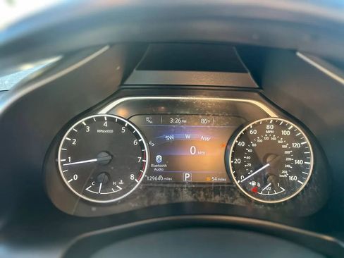 Used 2018 Nissan Murano SV image 45