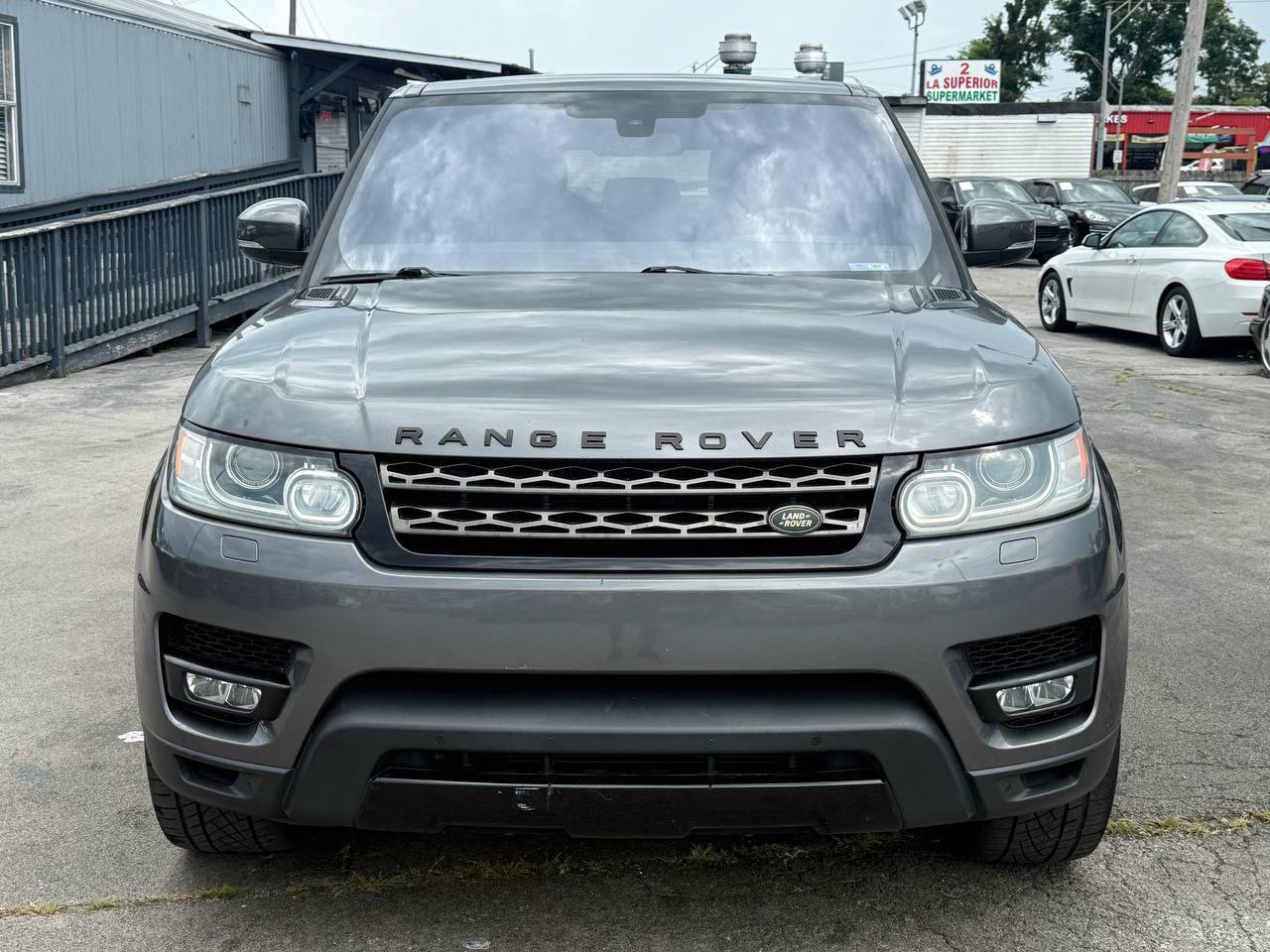 Used 2016 Land Rover Range Rover Sport SE AWD/4WD image 5