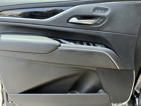 Used 2023 Cadillac Escalade Sport AWD/4WD image 26