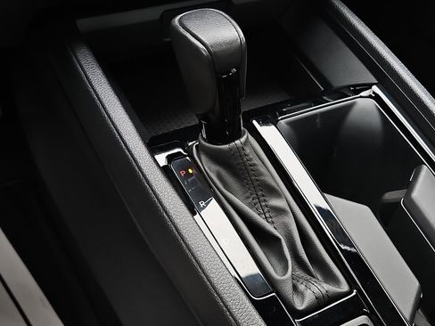 Used 2024 Honda Accord Sport image 15