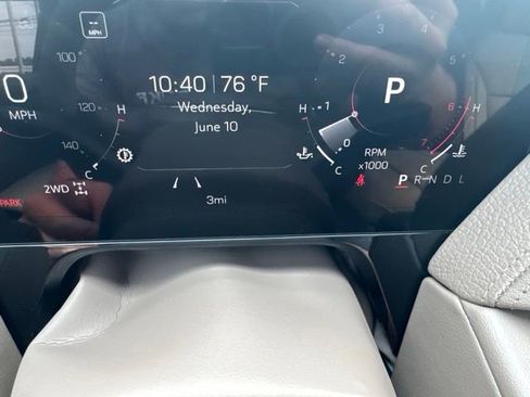 New 2026 GMC Yukon Denali AWD/4WD image 2