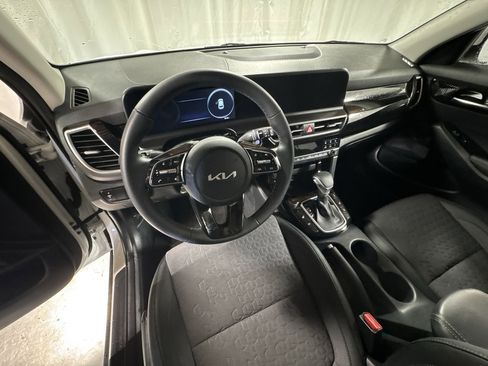 Certified 2024 Kia Seltos S image 15