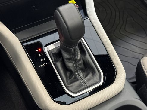 New 2025 Subaru Forester Limited image 21