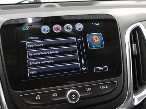 Used 2018 Chevrolet Equinox Premier image 52