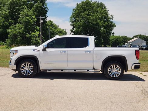 Used 2020 GMC Sierra 1500 SLT RWD image 4