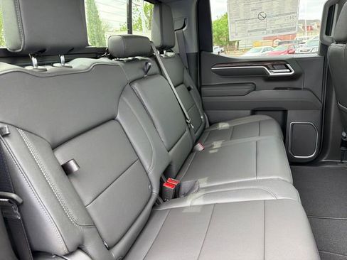 New 2026 GMC Sierra 1500 SLT w/ SLT Premium Plus Package image 23