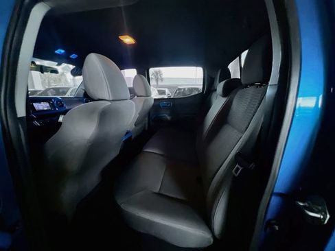 Used 2016 Toyota Tacoma SR5 RWD image 27