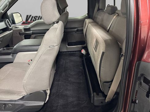 Used 2016 Ford F150 XLT w/ Equipment Group 302A Luxury image 10