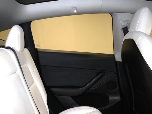 Used 2023 Tesla Model Y Long Range AWD/4WD image 77