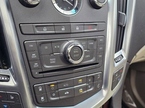 Used 2012 Cadillac SRX Luxury image 24