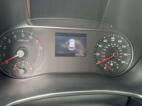 Used 2022 Kia Soul LX FWD image 16