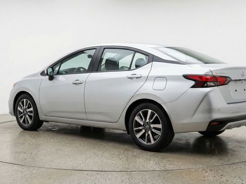 Used 2025 Nissan Versa SV FWD image 6