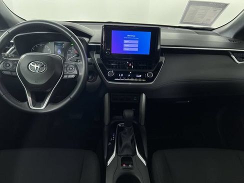 Used 2024 Toyota Corolla Cross AWD Hybrid image 20
