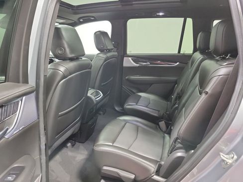 Used 2025 Cadillac XT6 Premium Luxury image 49