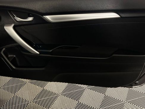 Used 2020 Honda Civic EX image 26