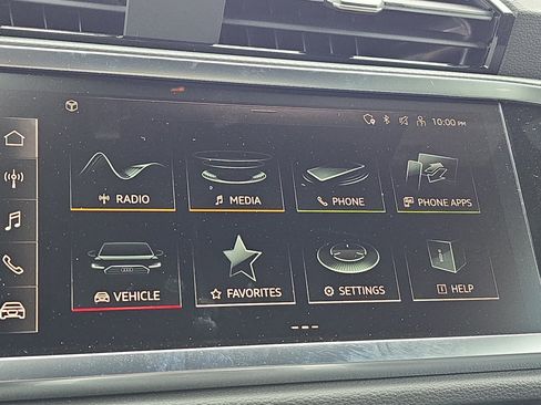 New 2025 Audi Q3 2.0T Premium image 21