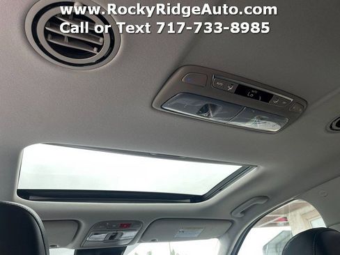 Used 2025 Kia Telluride S image 26