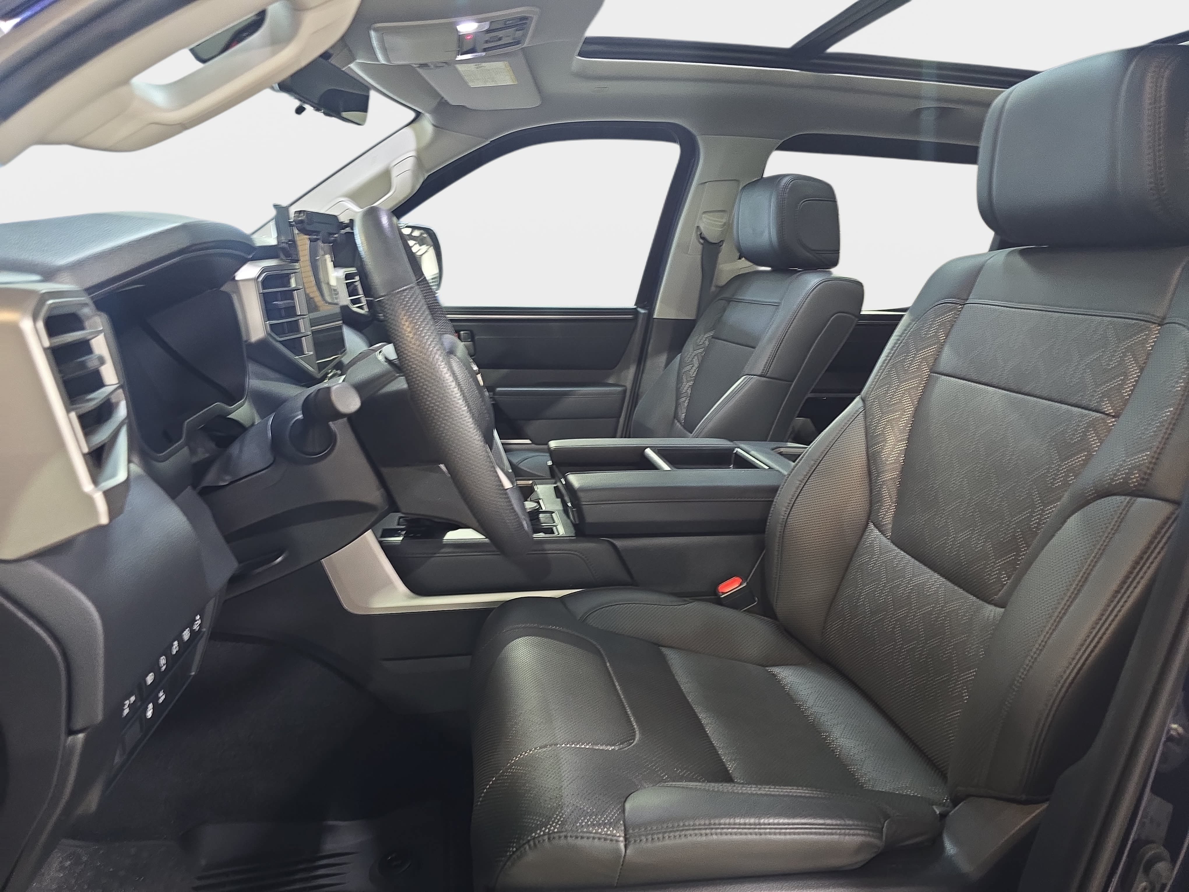 Used 2024 Toyota Tundra Limited w/ TRD Off-Road Package AWD/4WD image 12