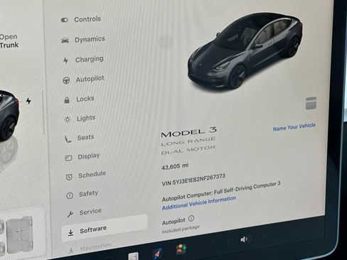 Used 2022 Tesla Model 3 Long Range image 23