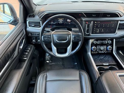 Used 2022 GMC Yukon Denali image 29