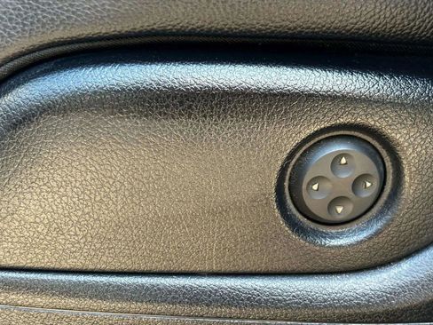 Used 2018 Mercedes-Benz GLS 450 4MATIC image 23