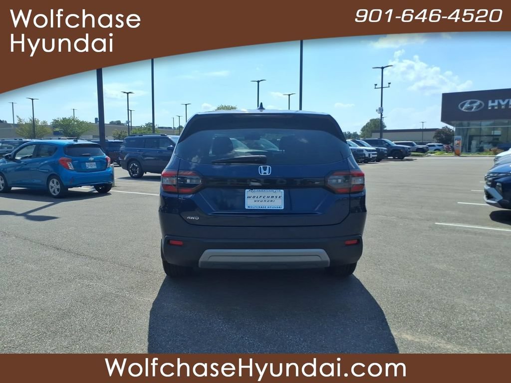 Used 2025 Honda Pilot EX-L image 4