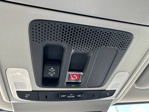 Used 2025 Acura ADX AWD image 18
