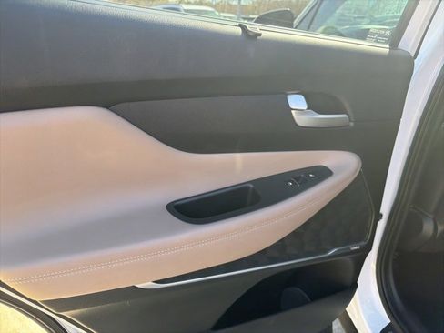 Used 2020 Hyundai Santa Fe Limited image 17