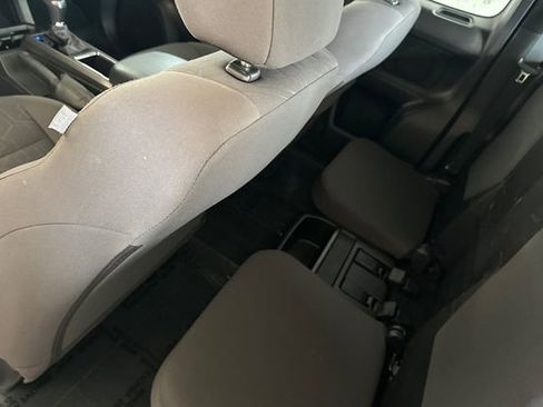 Used 2017 Toyota Tacoma TRD Sport image 13