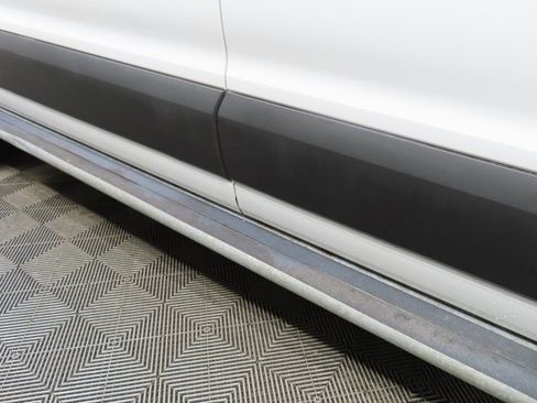 Used 2023 Ford Transit 250 Low Roof AWD w/ Exterior Upgrade Package image 38