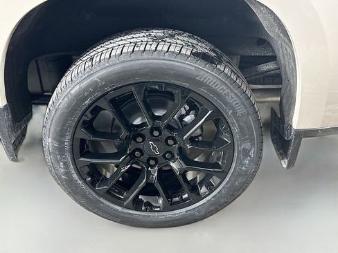 New 2026 Chevrolet Silverado 1500 High Country AWD/4WD image 36