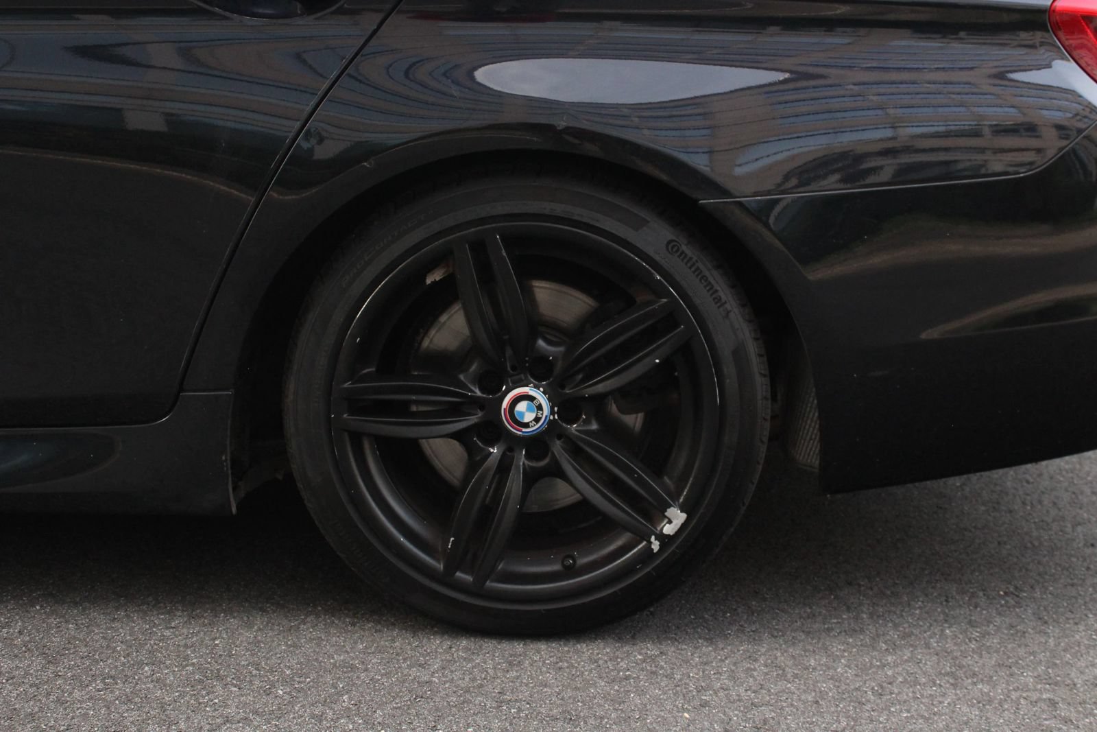 Used 2014 BMW 550i xDrive Sedan AWD/4WD image 10