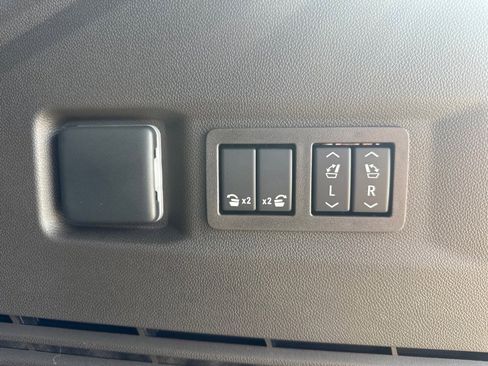 New 2025 GMC Yukon Elevation w/ LPO, Floor Liner Package image 24