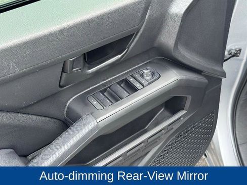 Used 2025 Toyota Tacoma SR5 image 10