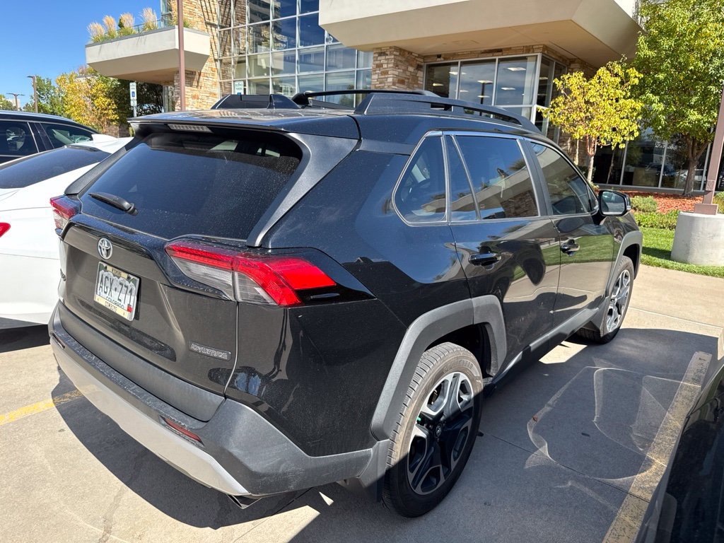 Used 2019 Toyota RAV4 Adventure AWD/4WD image 3