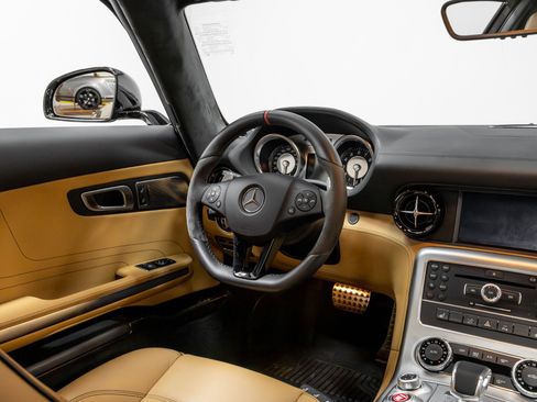 Used 2014 Mercedes-Benz SLS AMG GT Coupe image 79