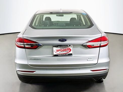 Used 2020 Ford Fusion SE image 17