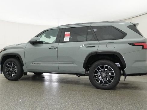 New 2026 Toyota Sequoia Platinum AWD/4WD image 20
