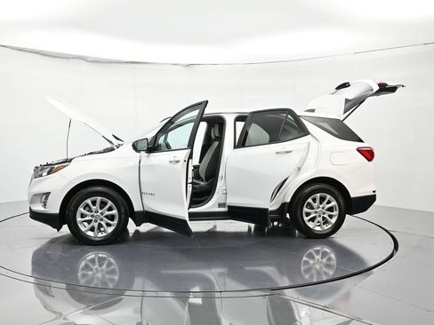 Used 2020 Chevrolet Equinox LS w/ LS Convenience Package image 52