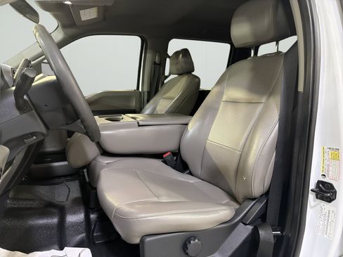 Used 2022 Ford F250 XL w/ STX Appearance Package AWD/4WD image 12