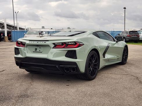Used 2024 Chevrolet Corvette Stingray Preferred Cpe w/ Stealth Interior Trim Package image 3