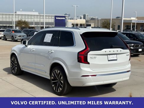 Certified 2025 Volvo XC90 B6 Plus image 6