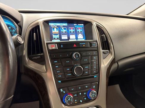 Used 2013 Buick Verano Leather FWD image 27
