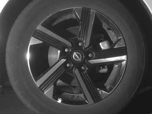 Used 2025 Nissan Sentra SV image 13