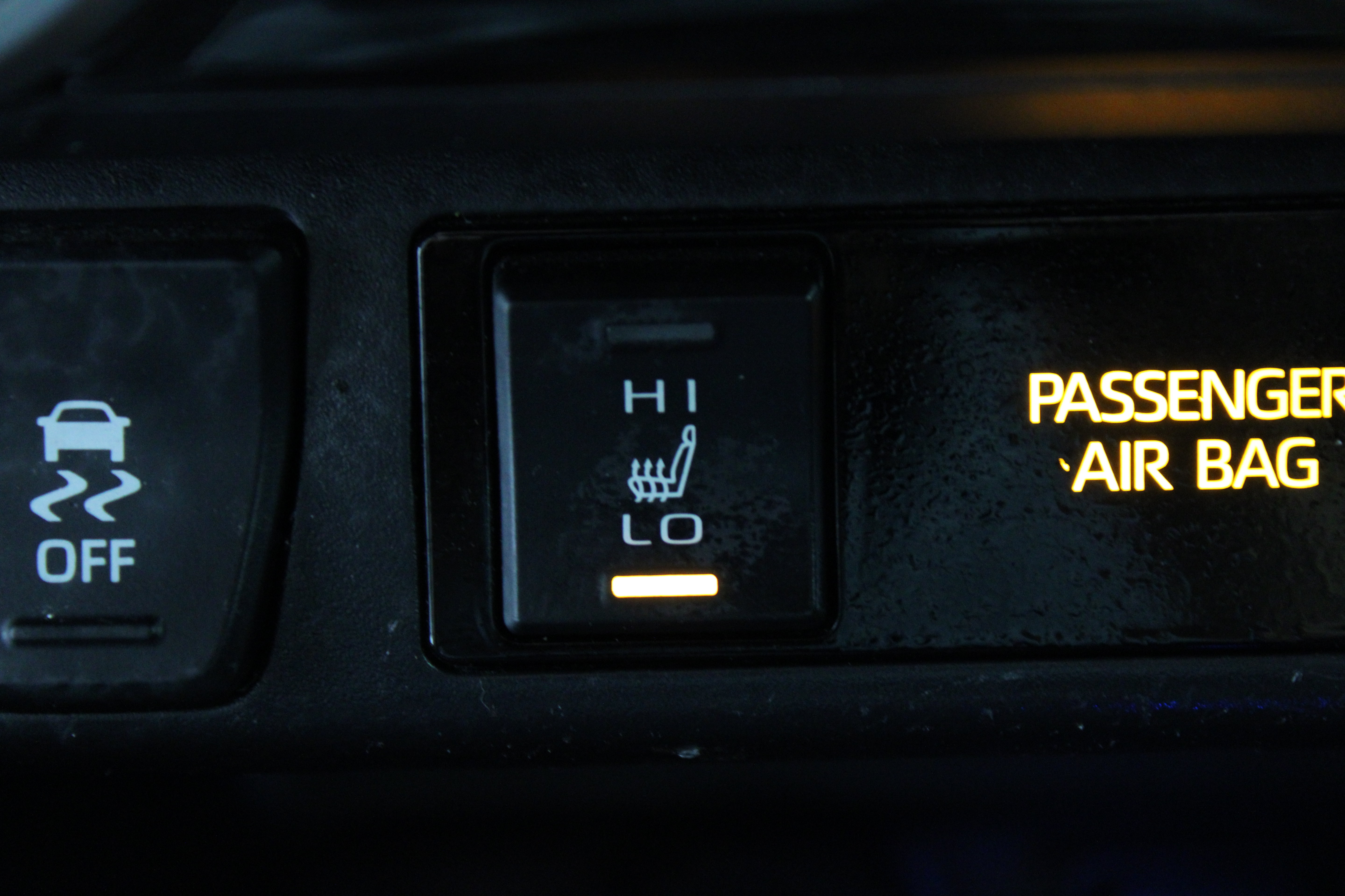 Used 2020 Toyota RAV4 XSE AWD/4WD image 22
