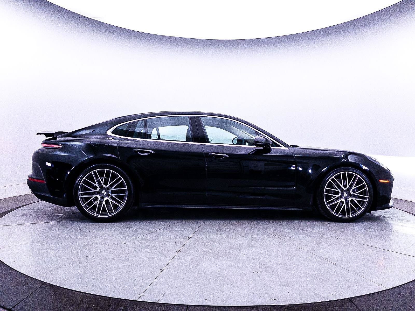 Used 2024 Porsche Panamera 4 w/ Premium Package AWD/4WD image 48